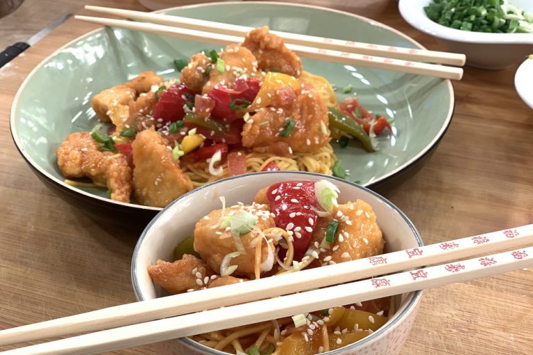 Noodles with sweet and sour chicken