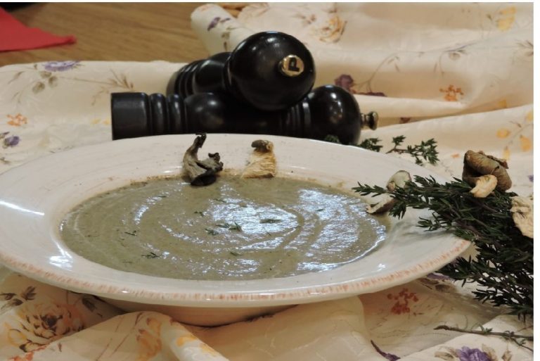 Mushroom veloute soup