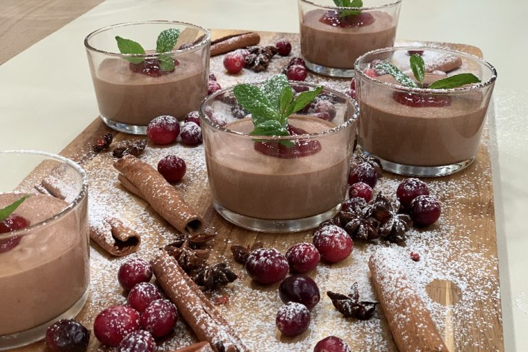 Quick chocolate mousse