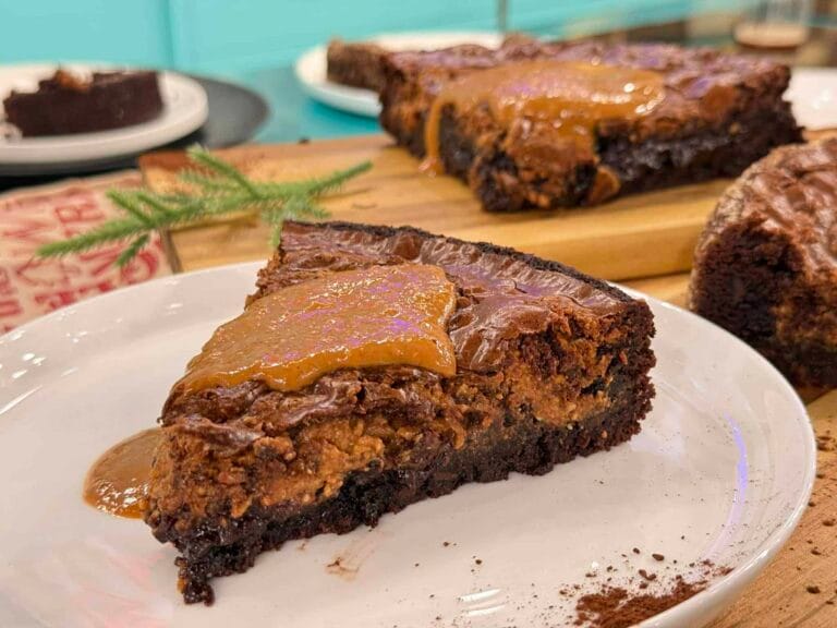 Κρεμώδη και μαλακά brownies με φυστικοβούτυρο