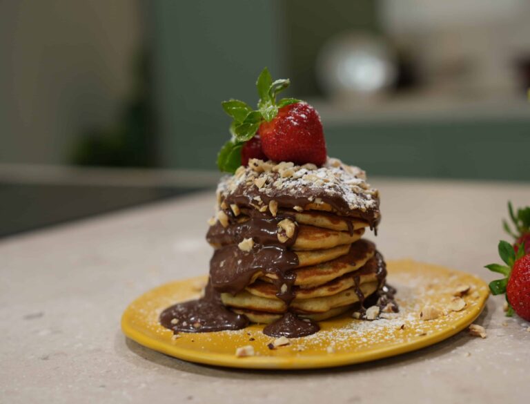 Υγιεινά pancakes με βρώμη και σοκολάτα